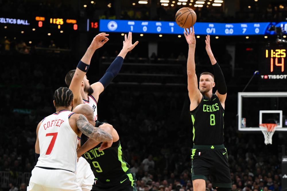 首轮比赛 首轮比赛